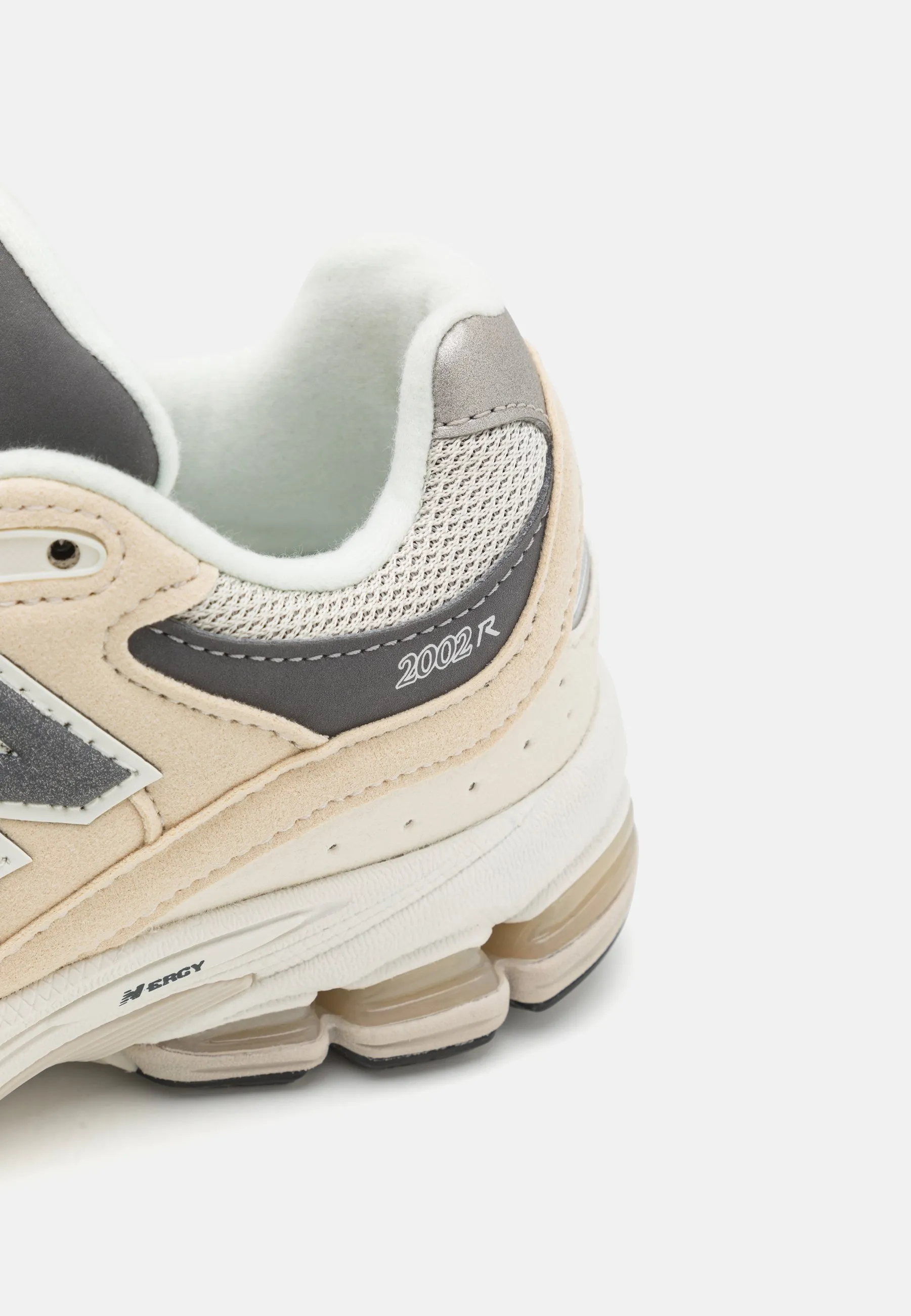 2002 - Scarpe primi passi