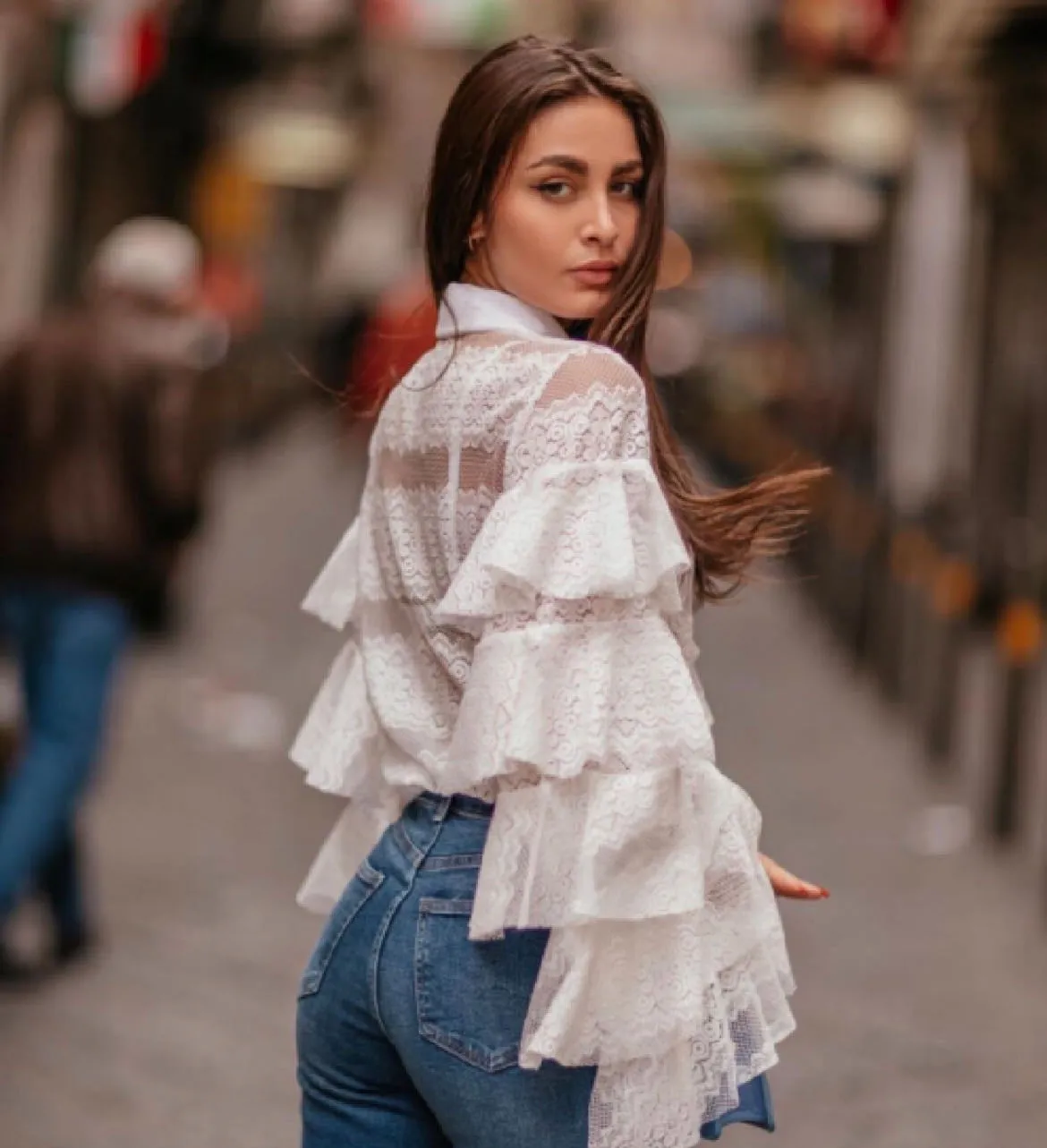 Camicia in pizzo volant