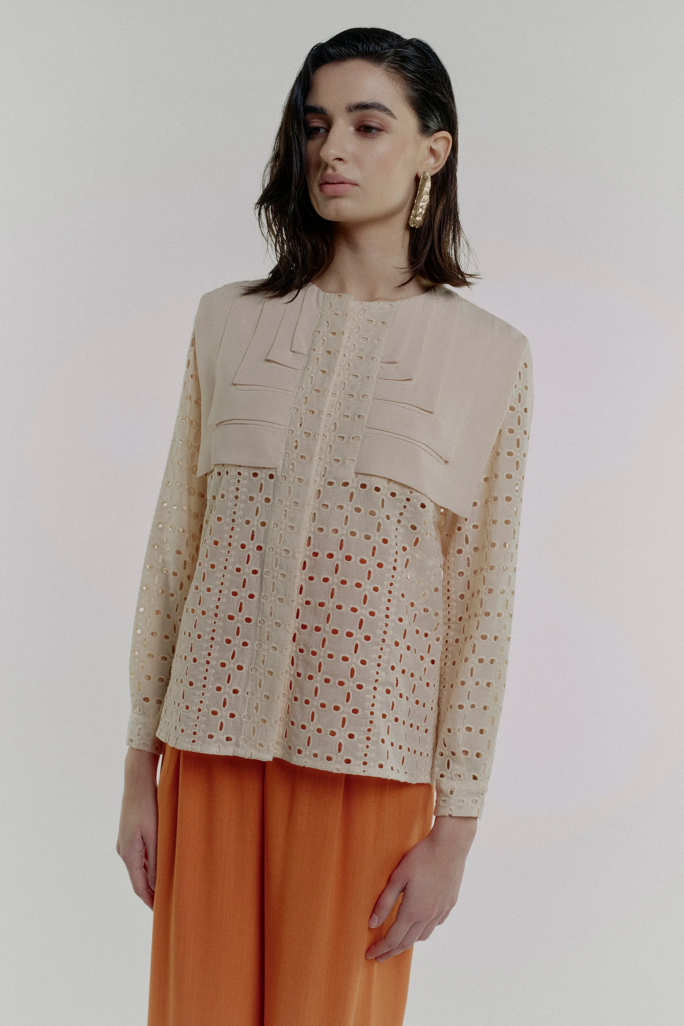 Camicia Pieghe in Sangallo Avorio