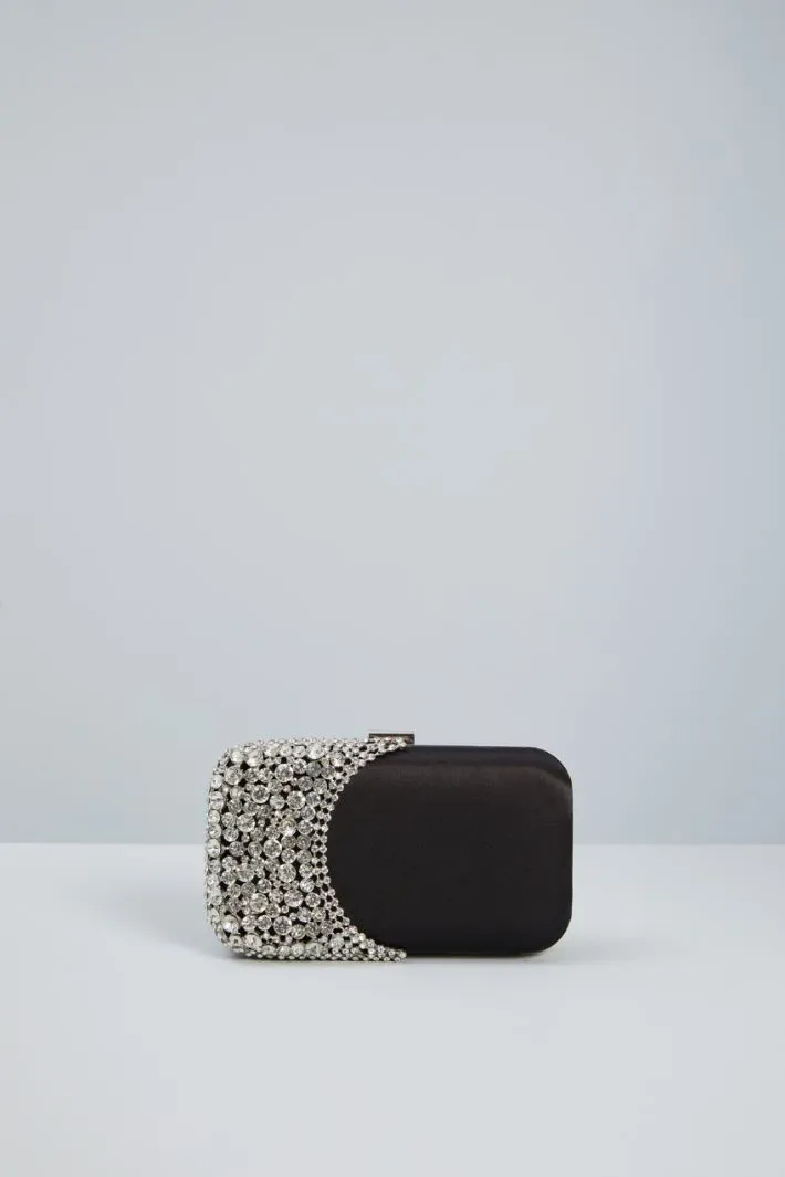 Clutch in raso con strass