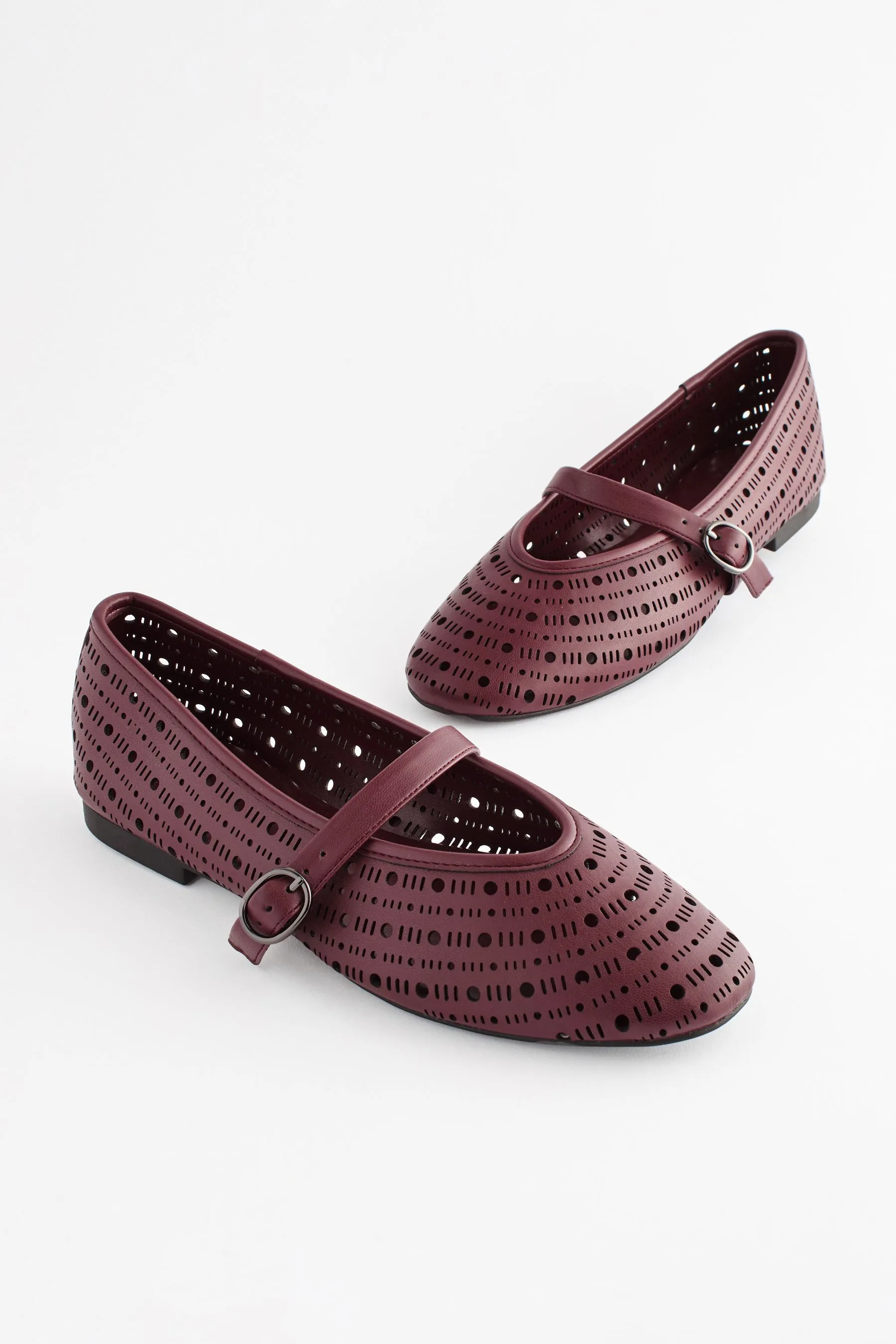 Forever Comfort® - Scarpe Mary Jane taglio laser