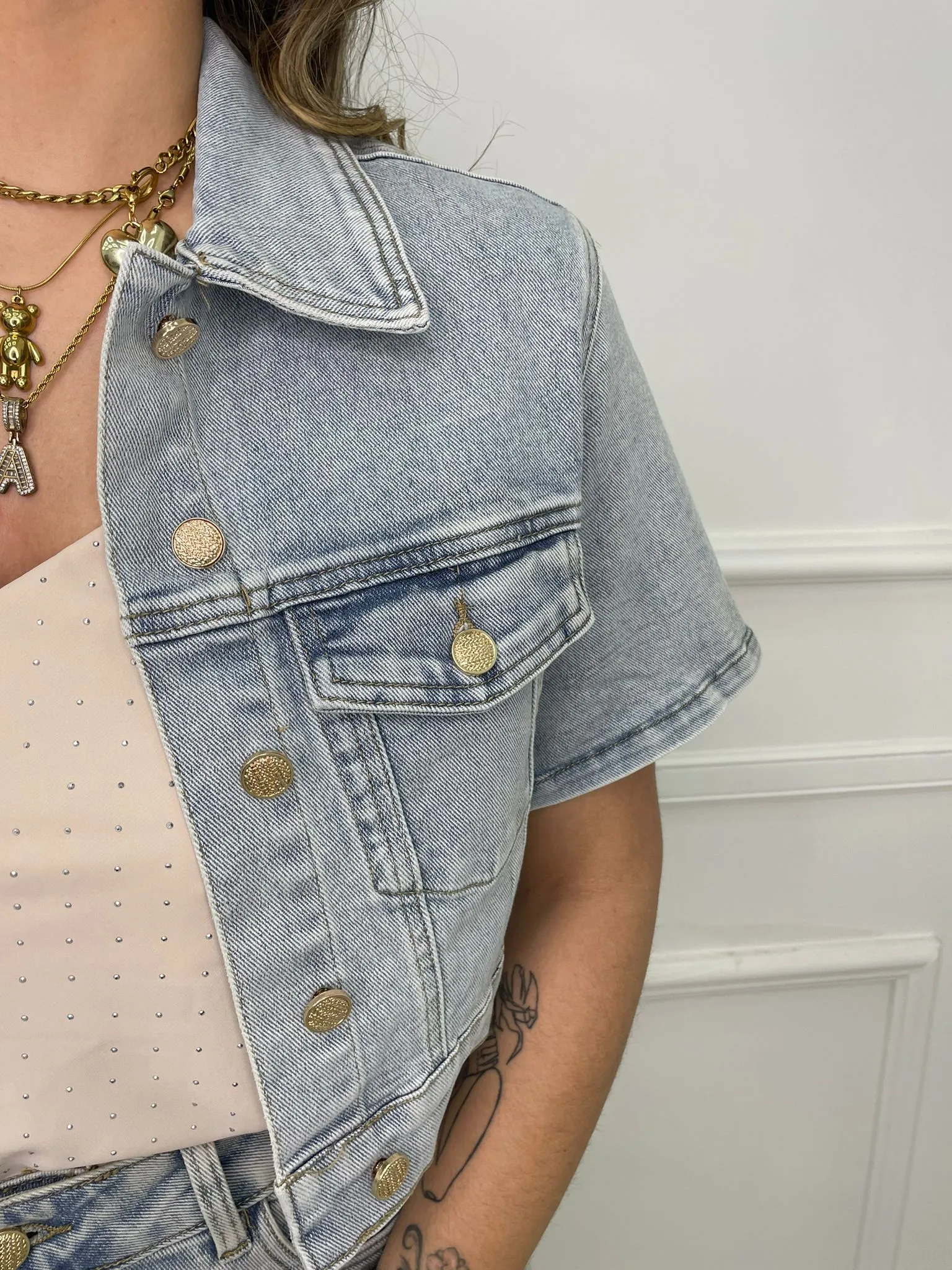 Giubbino di jeans mezza manica lavaggio vintage