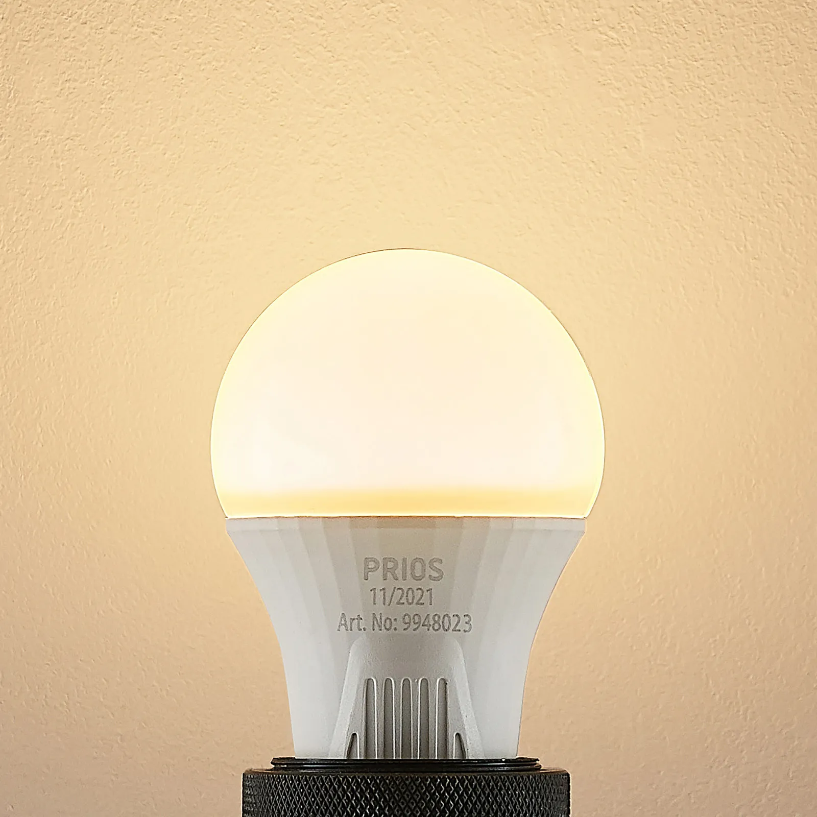 Lampadina LED E27 A60 11W bianco 2.700K
