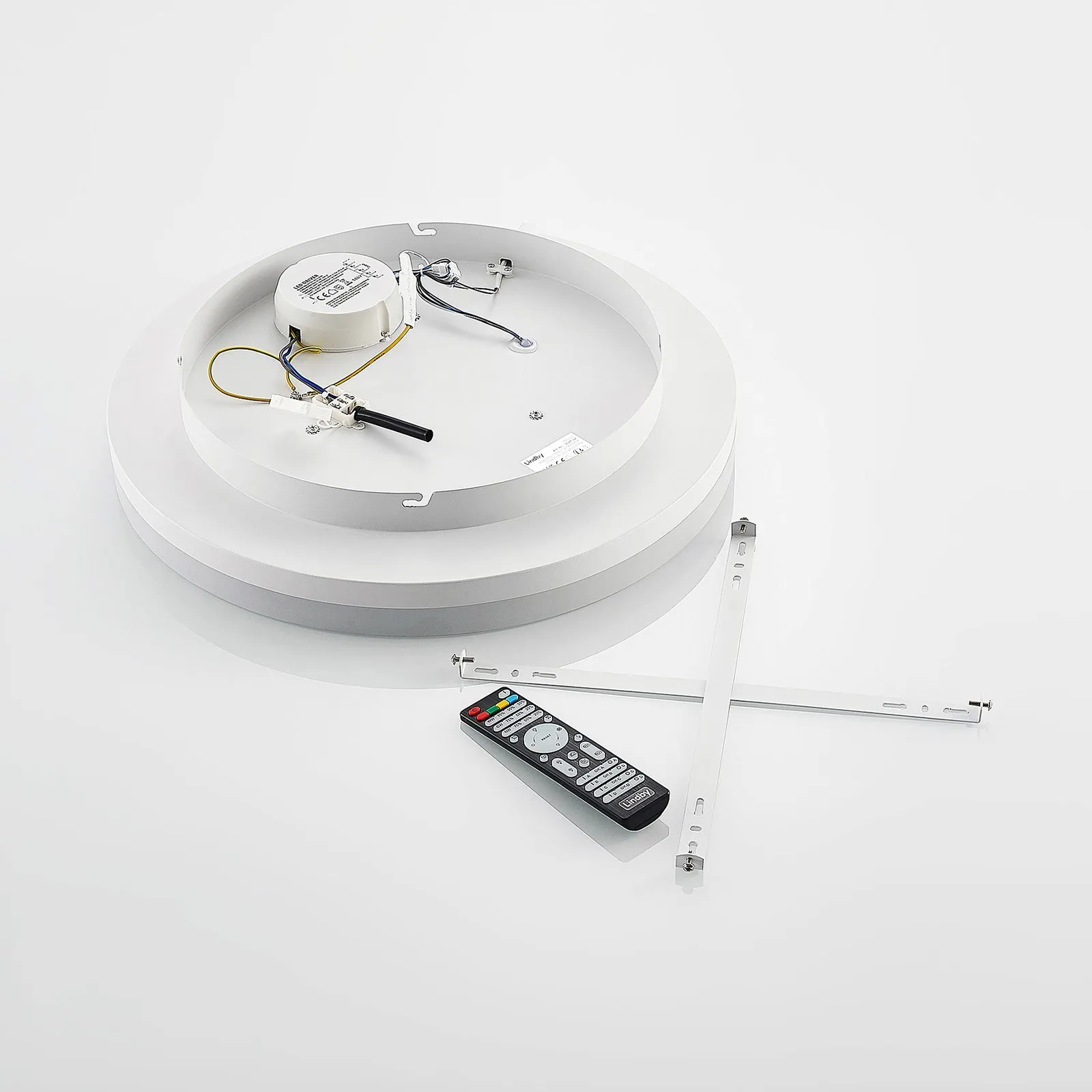 Lindby Gulda plafoniera LED, RBGW, bianco