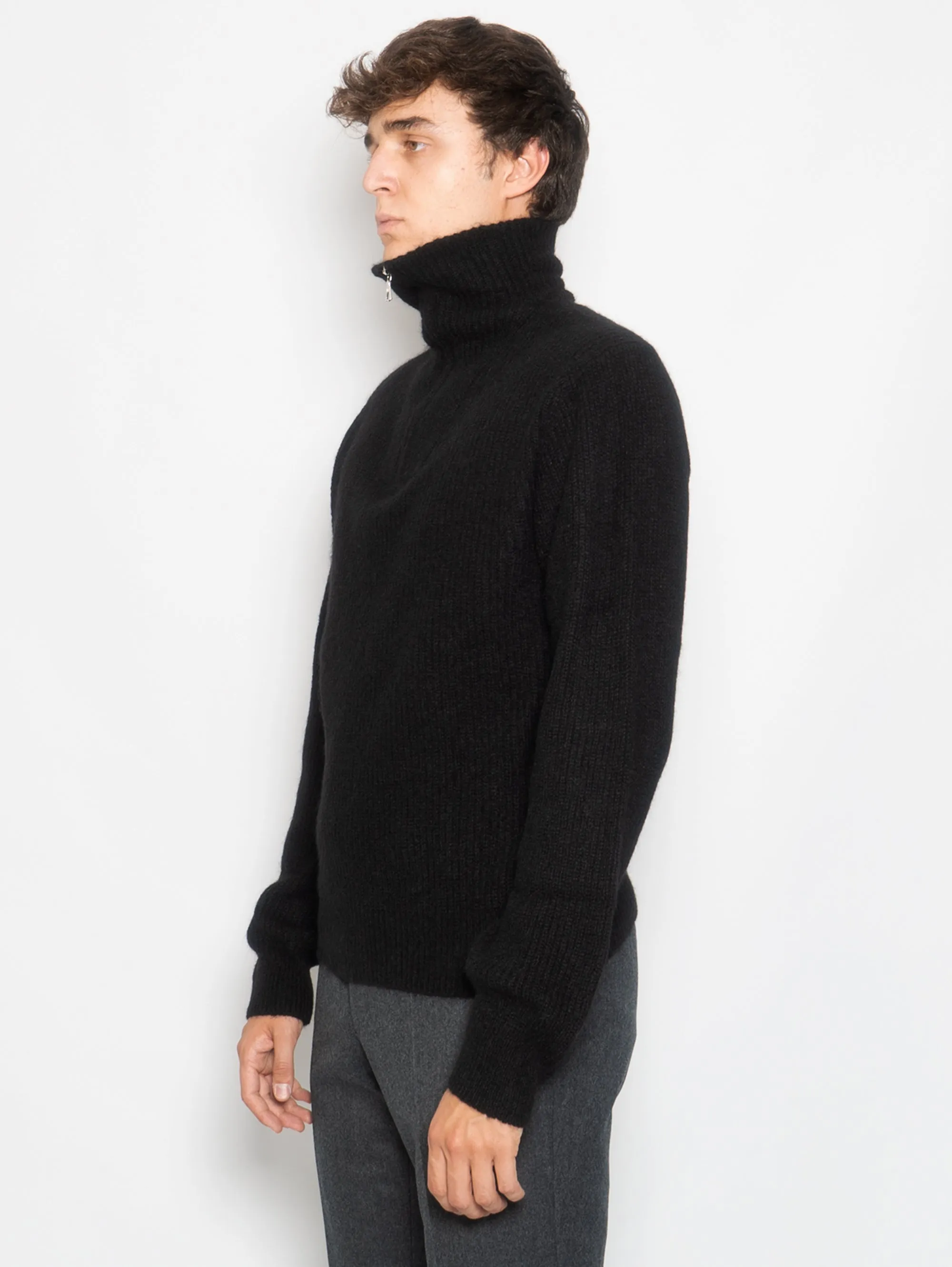 Maglia Collo Alto con Zip Nero