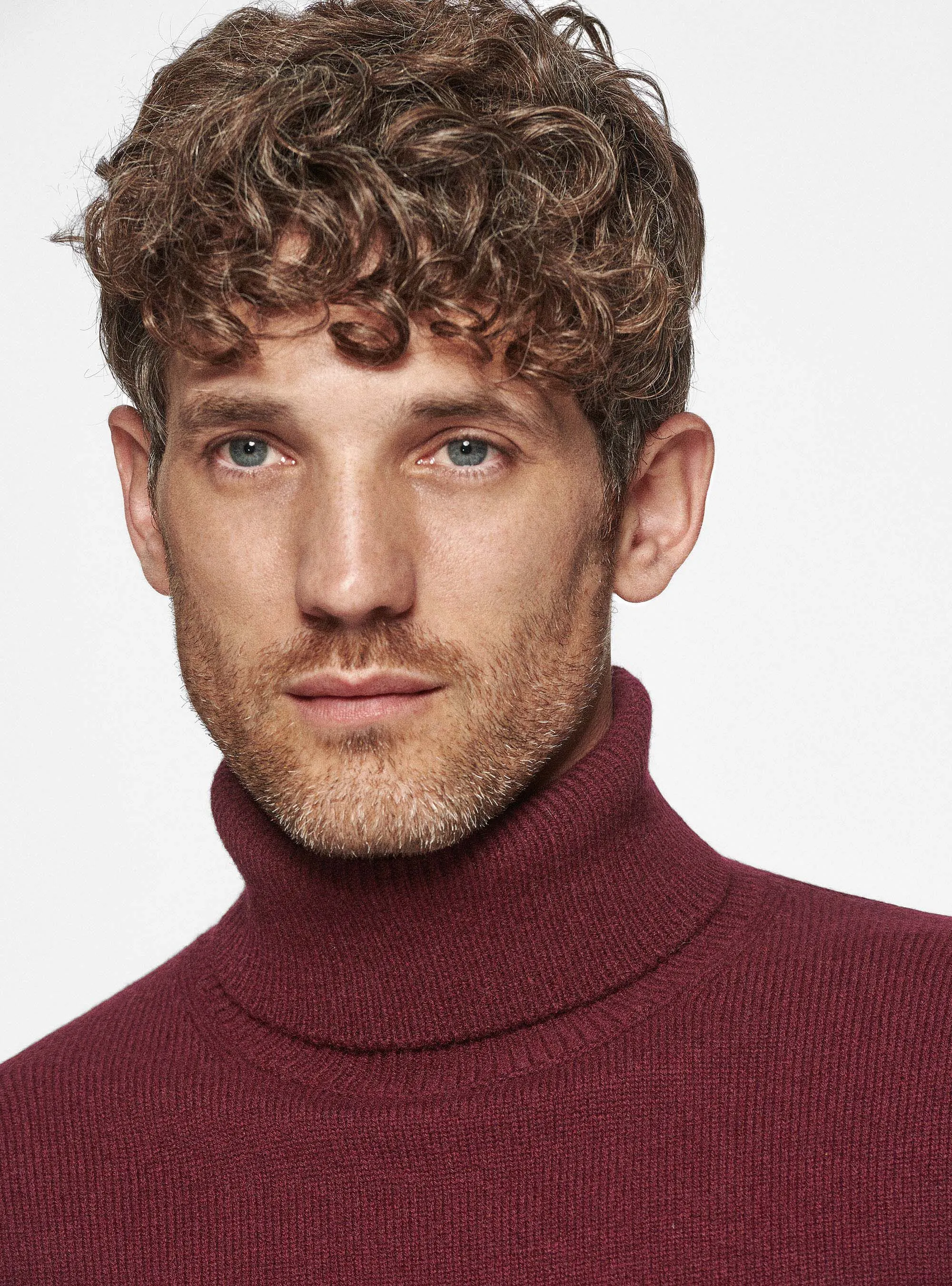 Maglia collo alto in lana merino