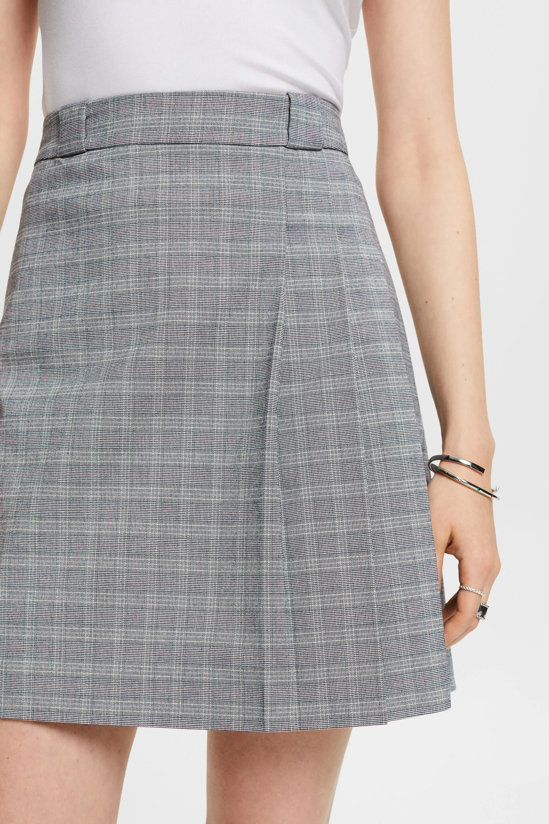 Mix & Match: minigonna plissettata e a quadri