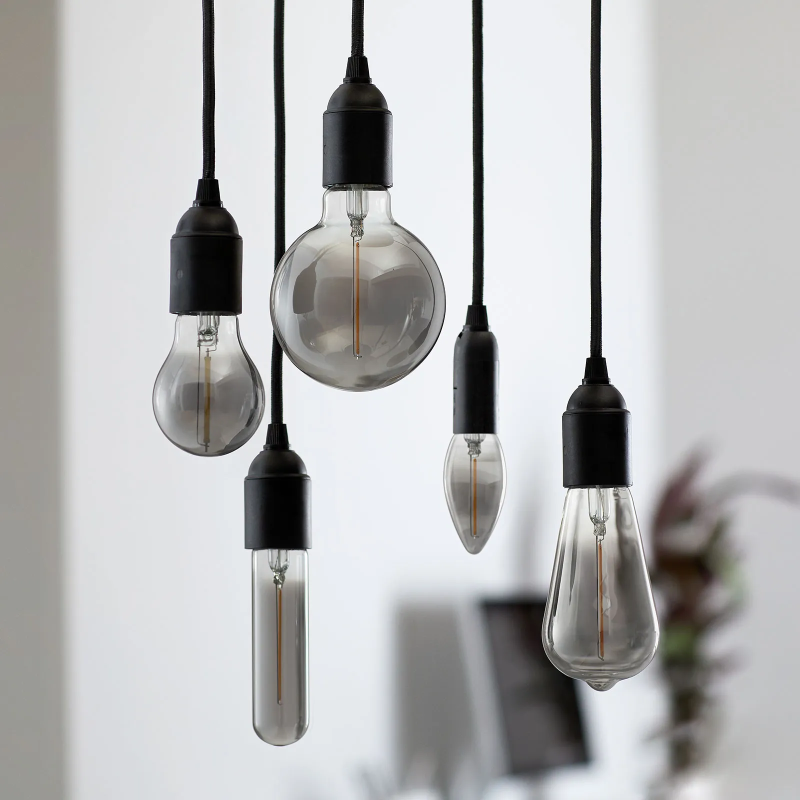 Philips Classic E27 T32 2,3W Lampadina LED fumé