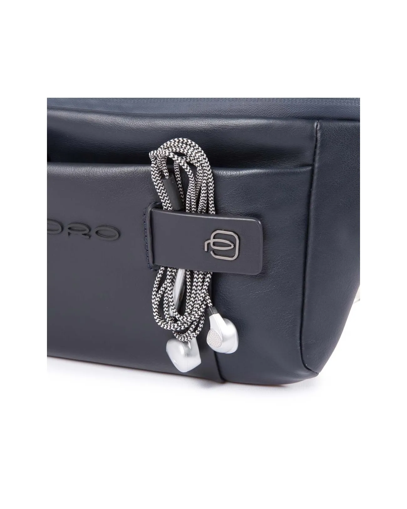 Piquadro - Marsupio Uomo in pelle con porta auricolari Urban | Studioarch.com