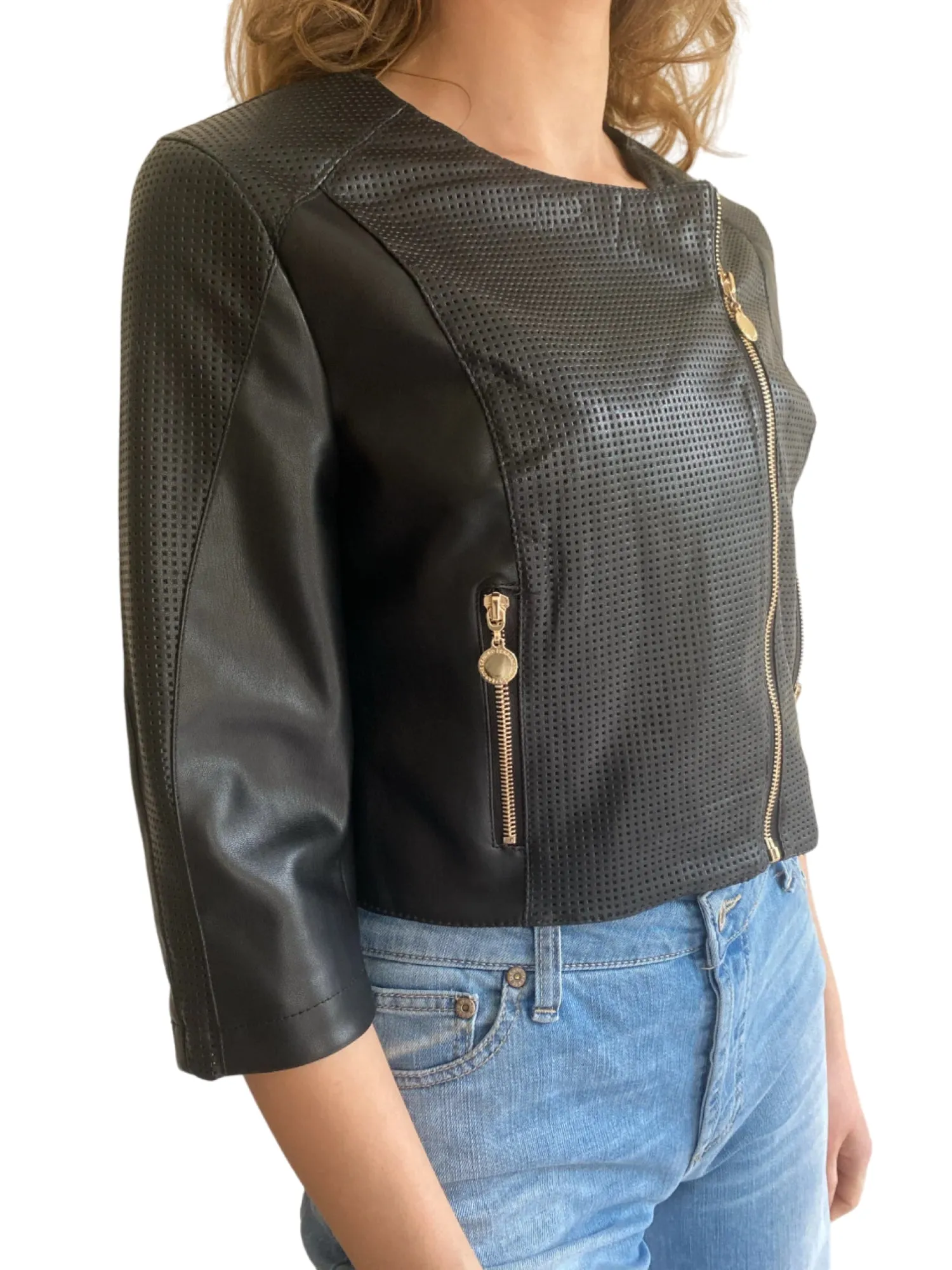 Sandro Ferrone giubbino crop in ecopelle nero