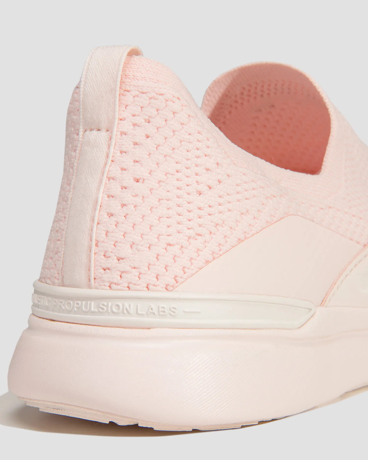 Scarpe APL ATHLETIC PROPULSION LABS TECHLOOM BLISS 22006121105-nude-black