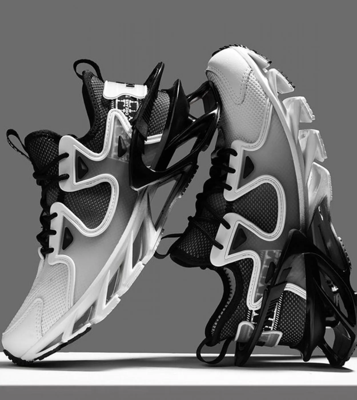 Scarpe da uomo Sneakers Uomo Tenis Scarpe di lusso Scarpe casual da uomo Trainer Race Off White Shoes Mocassini alla moda Scarpe