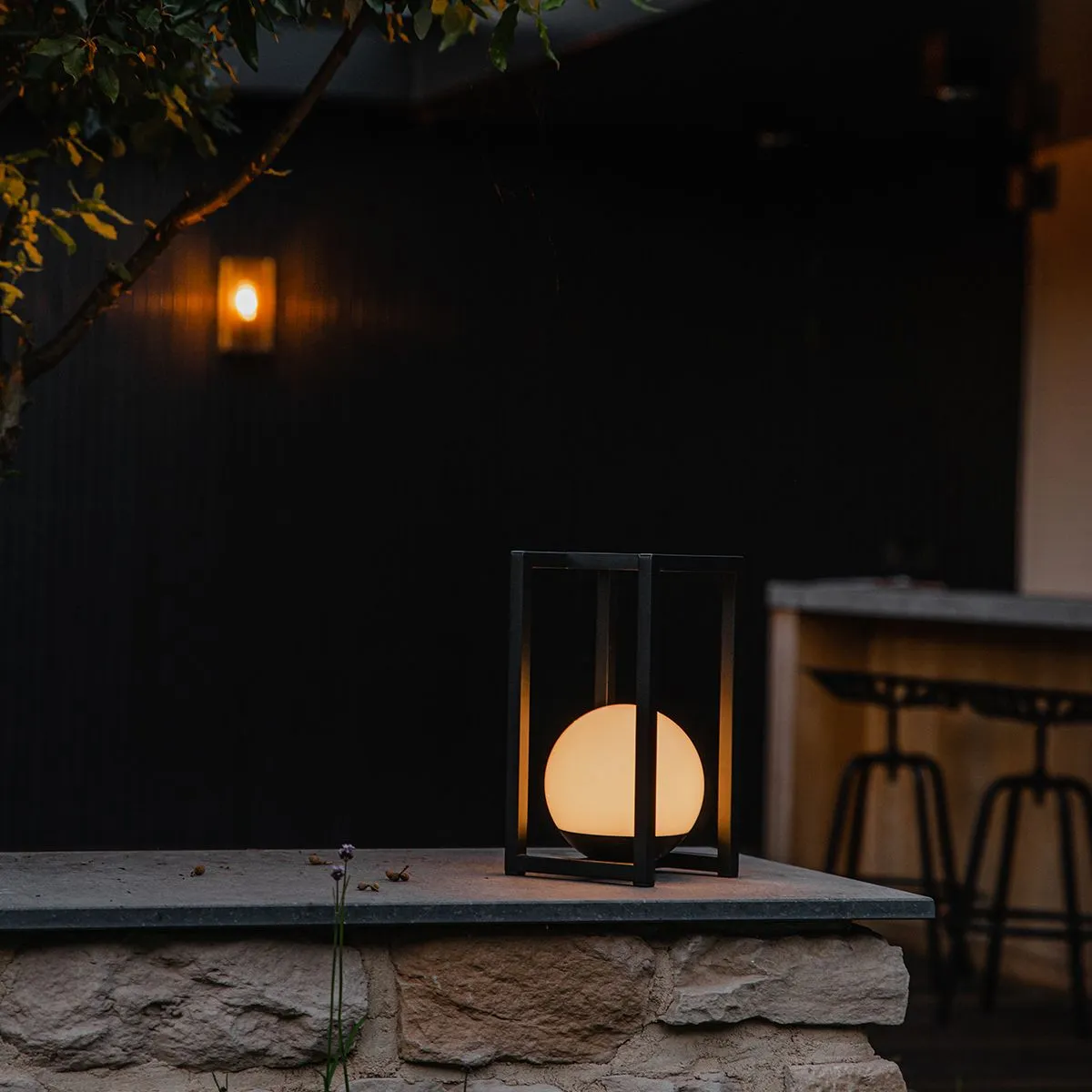 Set di 2 lampade da tavolo per esterni nere con ricarica touch - Nowi