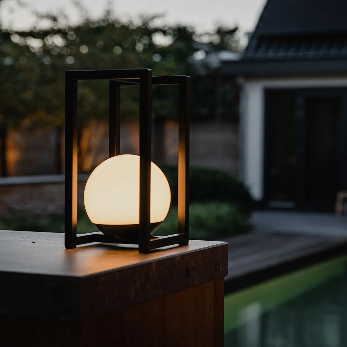 Set di 2 lampade da tavolo per esterni nere con ricarica touch - Nowi