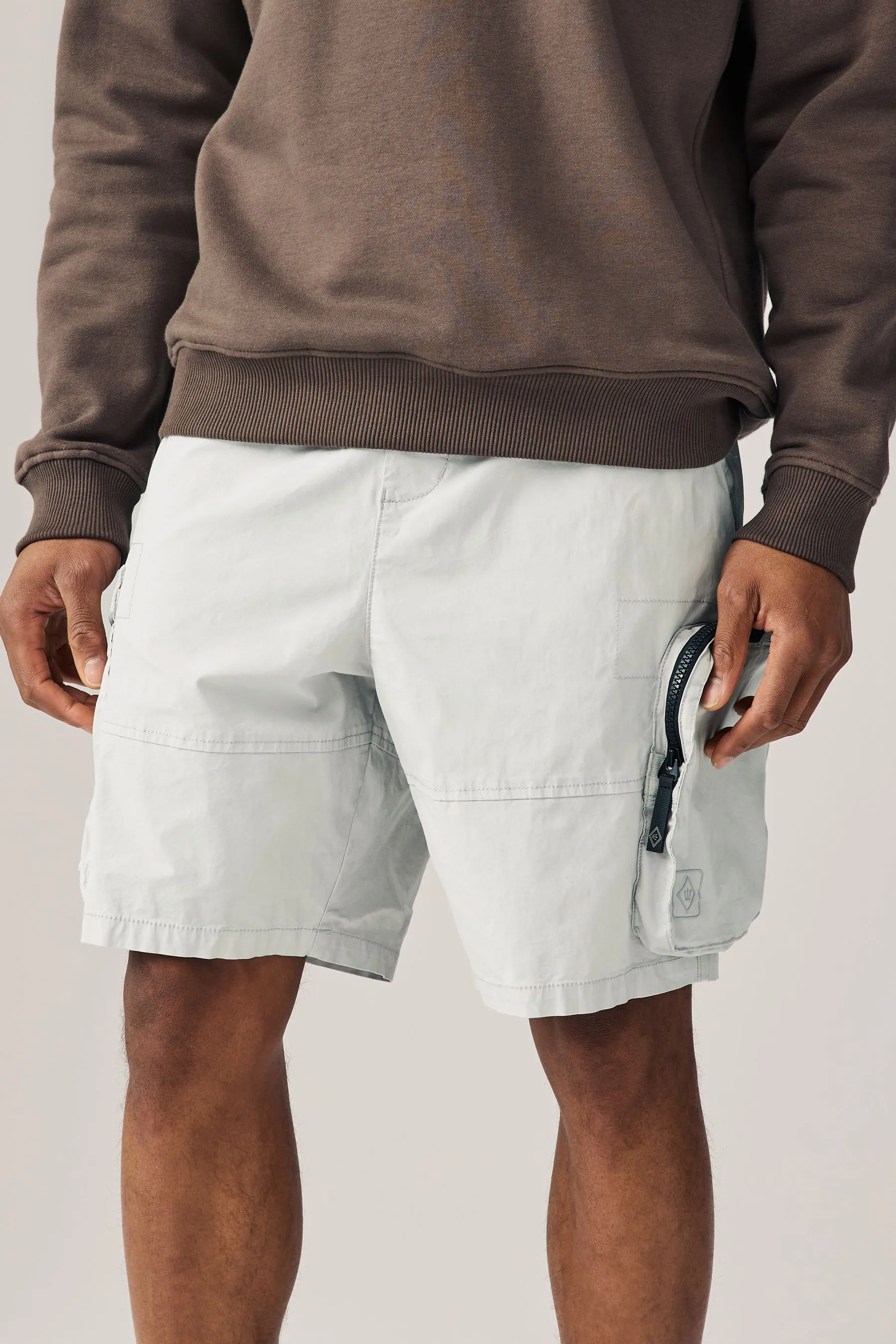 Shorts cargo multitasche