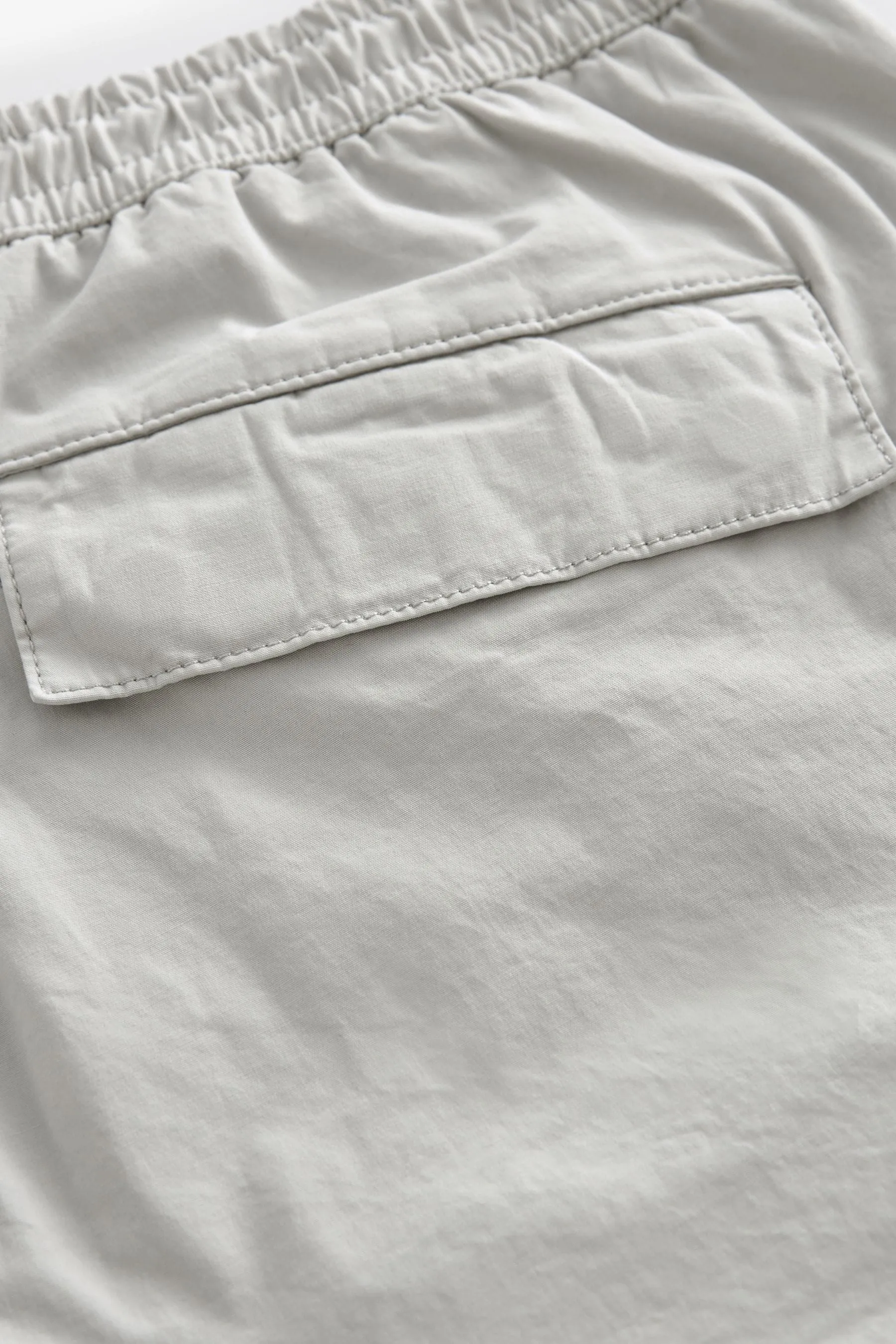 Shorts cargo multitasche