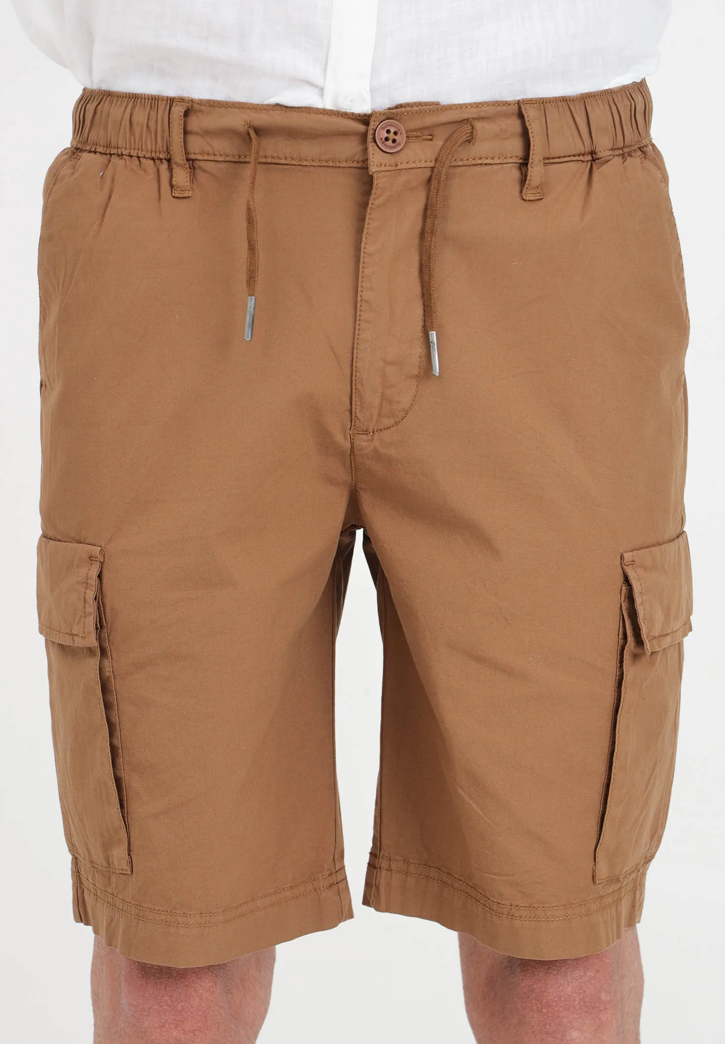 Shorts da uomo marroni modello cargo