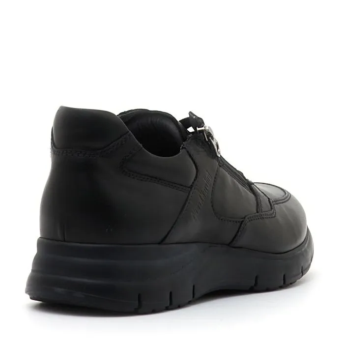STRINGATE IN PELLE
