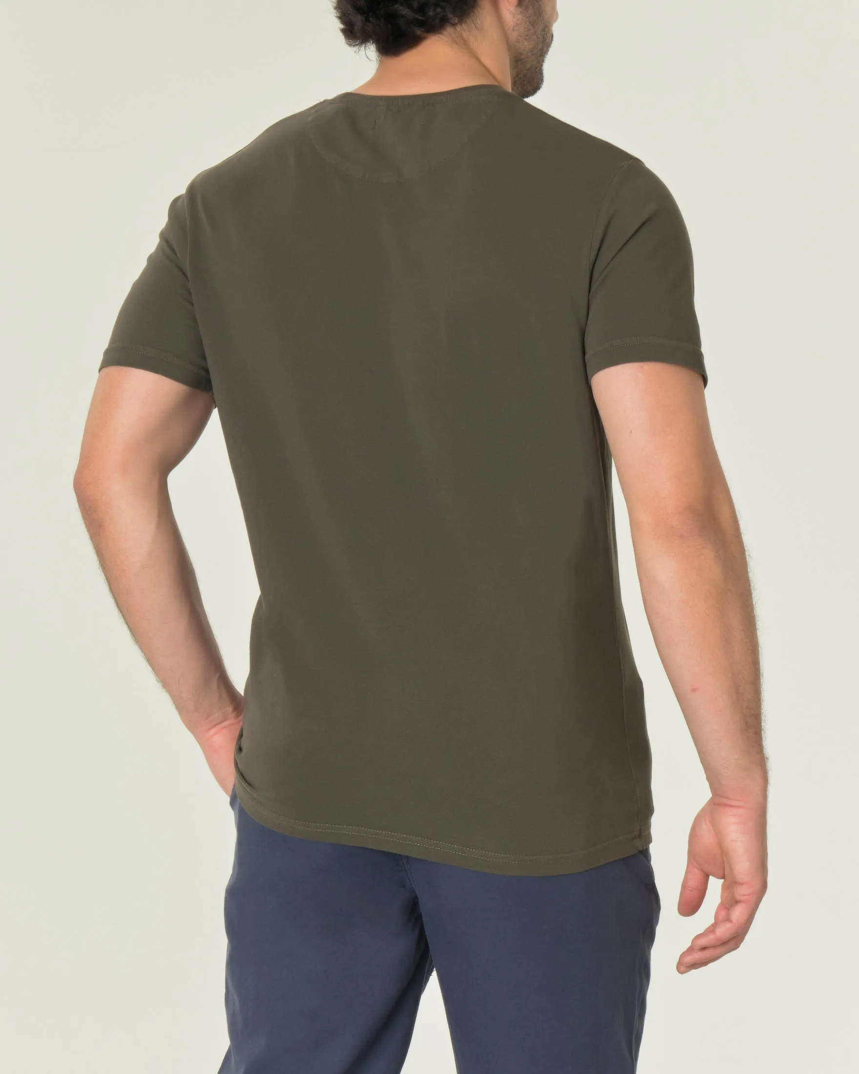 T-shirt verde militare mezza manica in piquè di cotone con taschino applicato sul petto